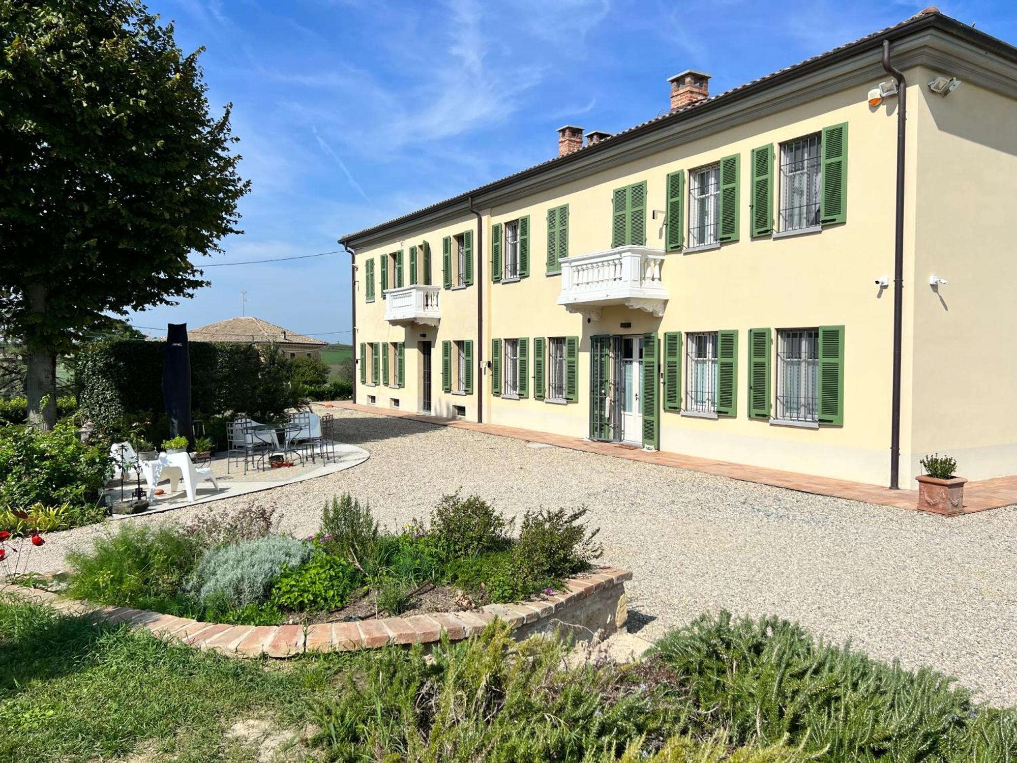 Bed and Breakfast Belcasale à Vignale Extérieur photo